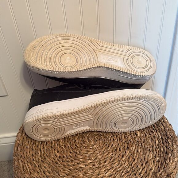 Nike Air Force 1 Low 07 LV8 Black Obsidian Ostrich Leather Sz 10.5 718152-009 - Picture 8 of 8